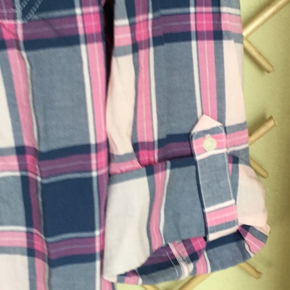 ST JOHNS BAY Size XL roll tab sleeve blouse - Picture 4 of 7